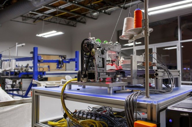 viet robot sew machine